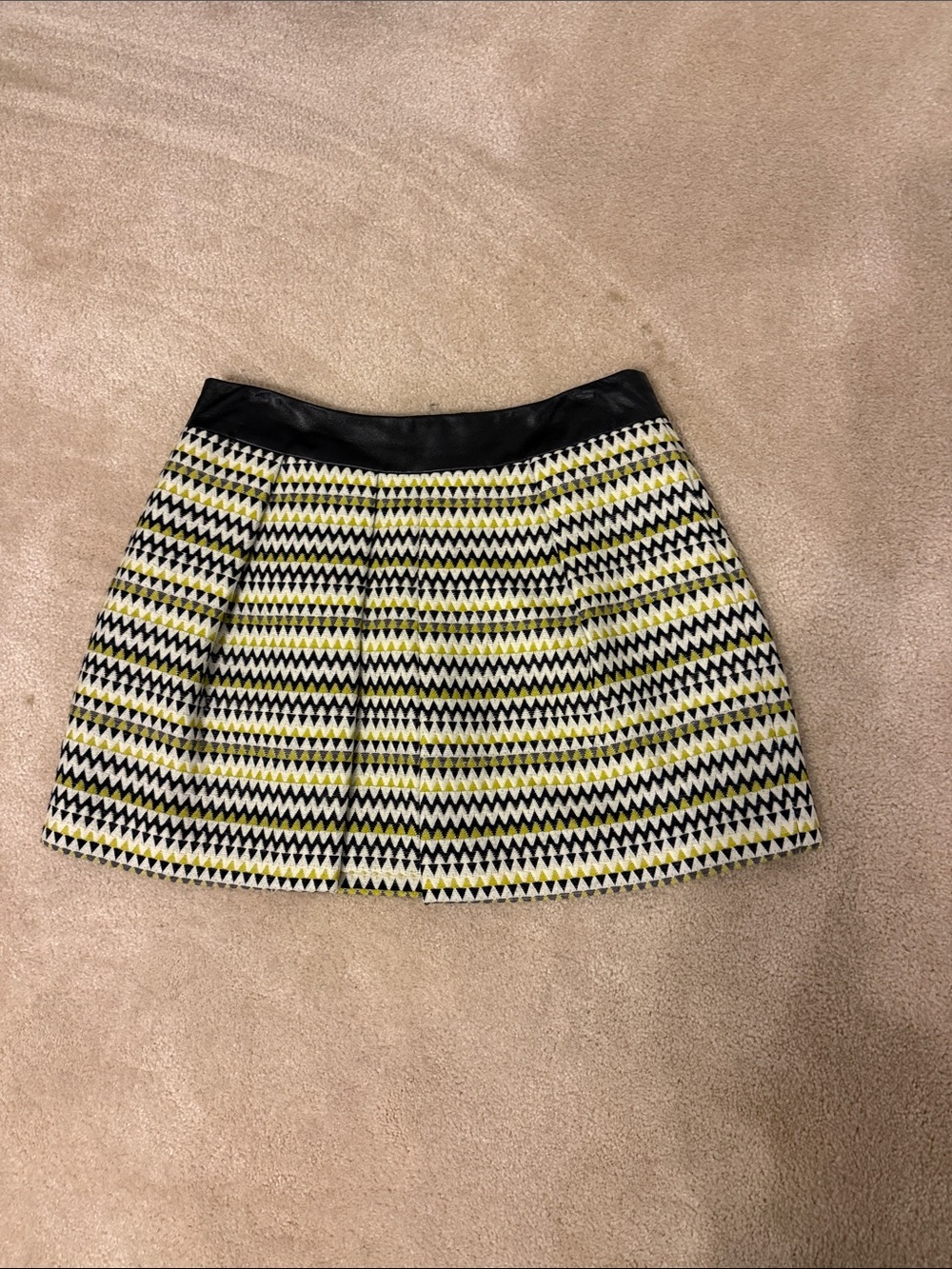 Milly Black, White & Yellow tweed leather waist skirt, size 10